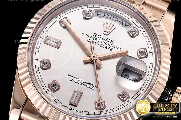 1117 RDD0219J – DayDate 36mm FreshLook 697